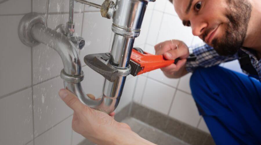 Expert burst pipe repair services in Baldwin, WI